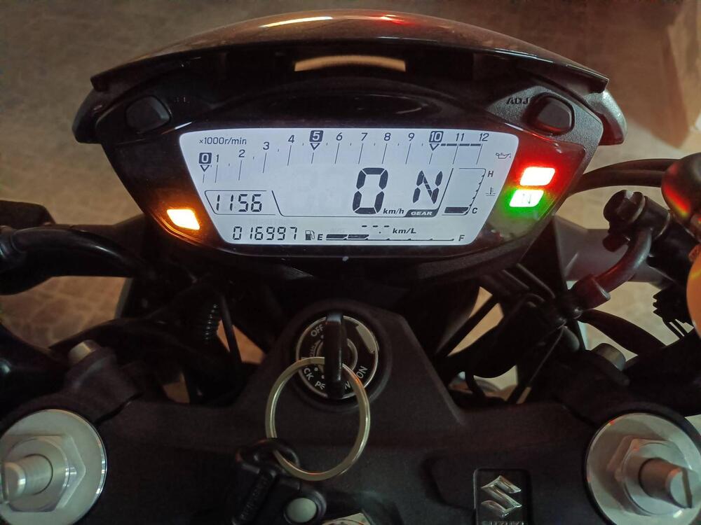 Suzuki SV 650 X (2018 - 20) (5)