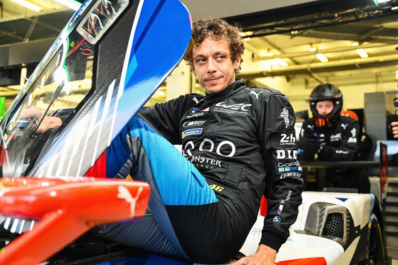 WEC 2026 senza Valentino Rossi: BMW annuncia i piloti, il Dottore non c&#039;&egrave;