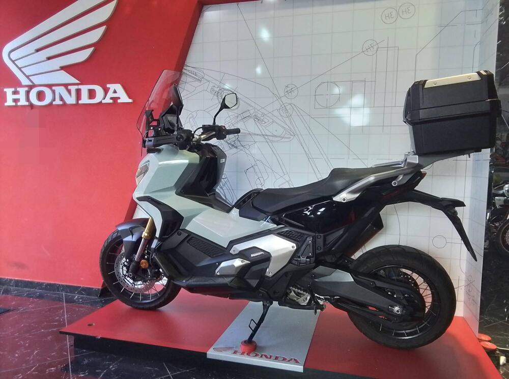 Honda X-ADV 750 DCT (2021 - 24) (2)