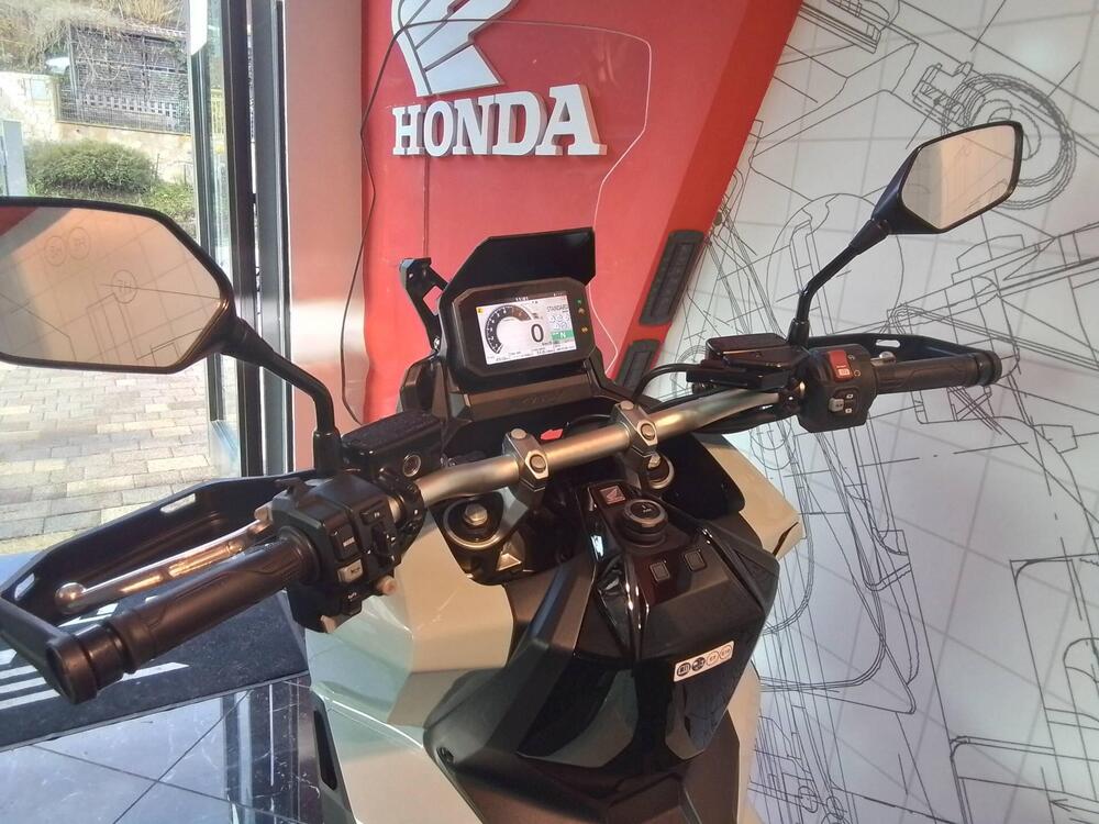 Honda X-ADV 750 DCT (2021 - 24) (6)
