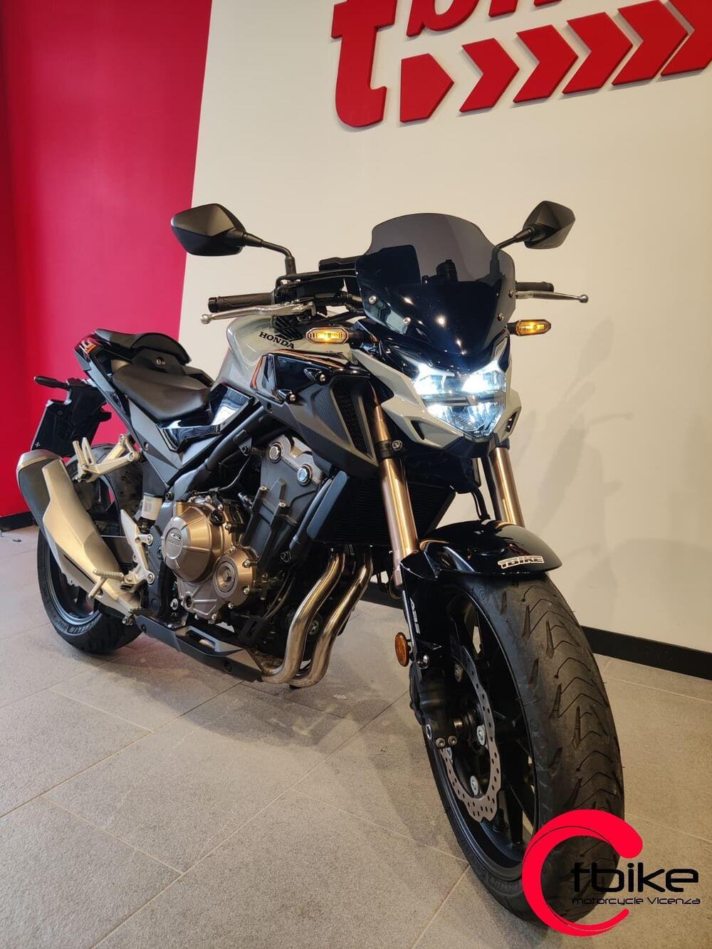 Honda CB 500 F (2021) (6)