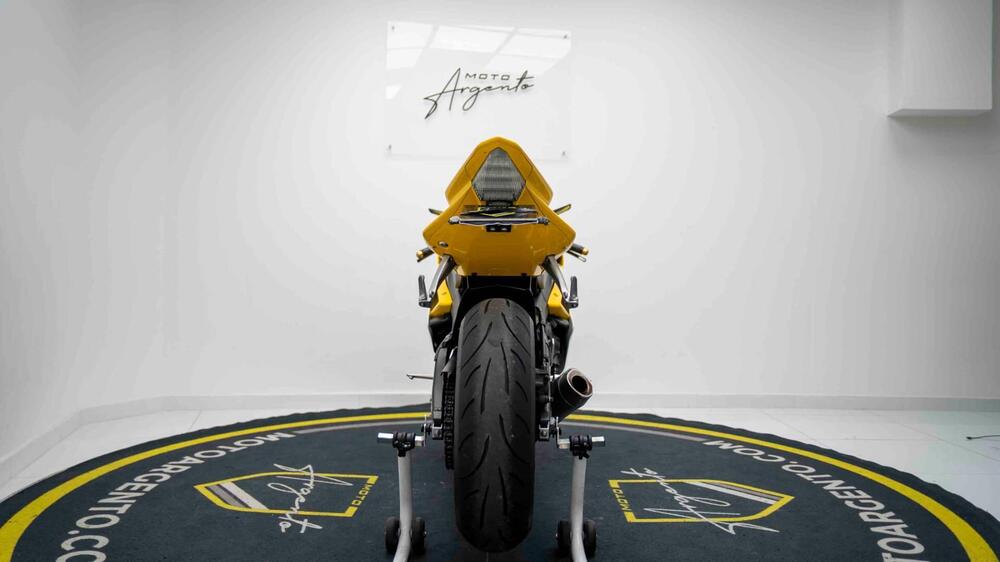 Yamaha YZF R6 (2006 - 07) (4)