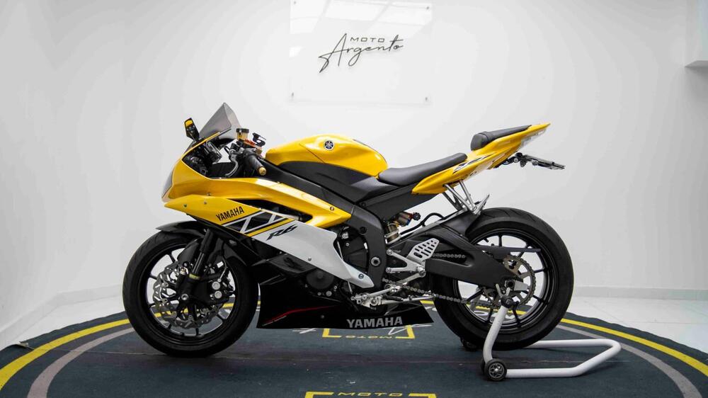 Yamaha YZF R6 (2006 - 07) (6)