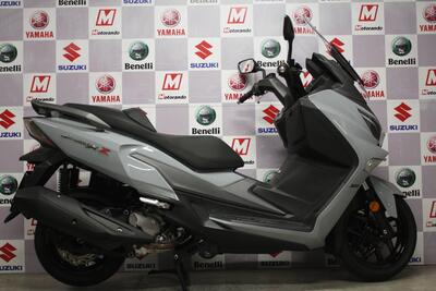 Sym Joymax 300 Z (2025) usata