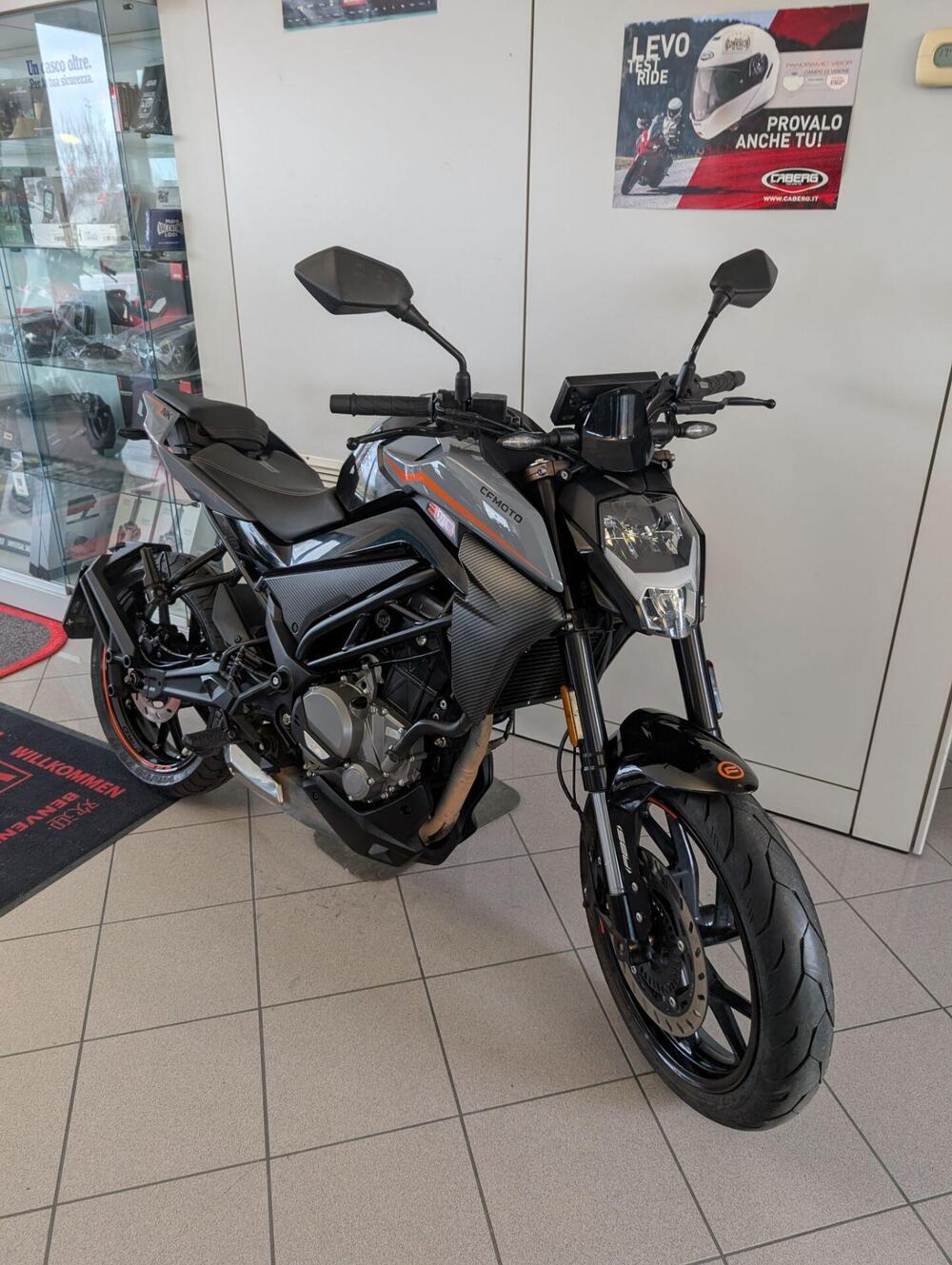 CFMOTO 300NK (2021 - 25) (5)