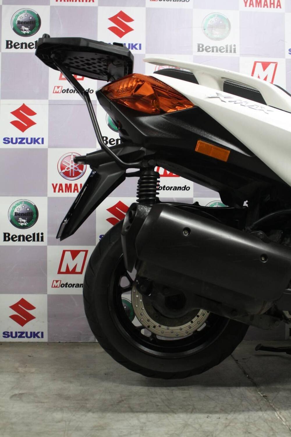 Yamaha X-Max 300 ABS (2017 - 20) (4)