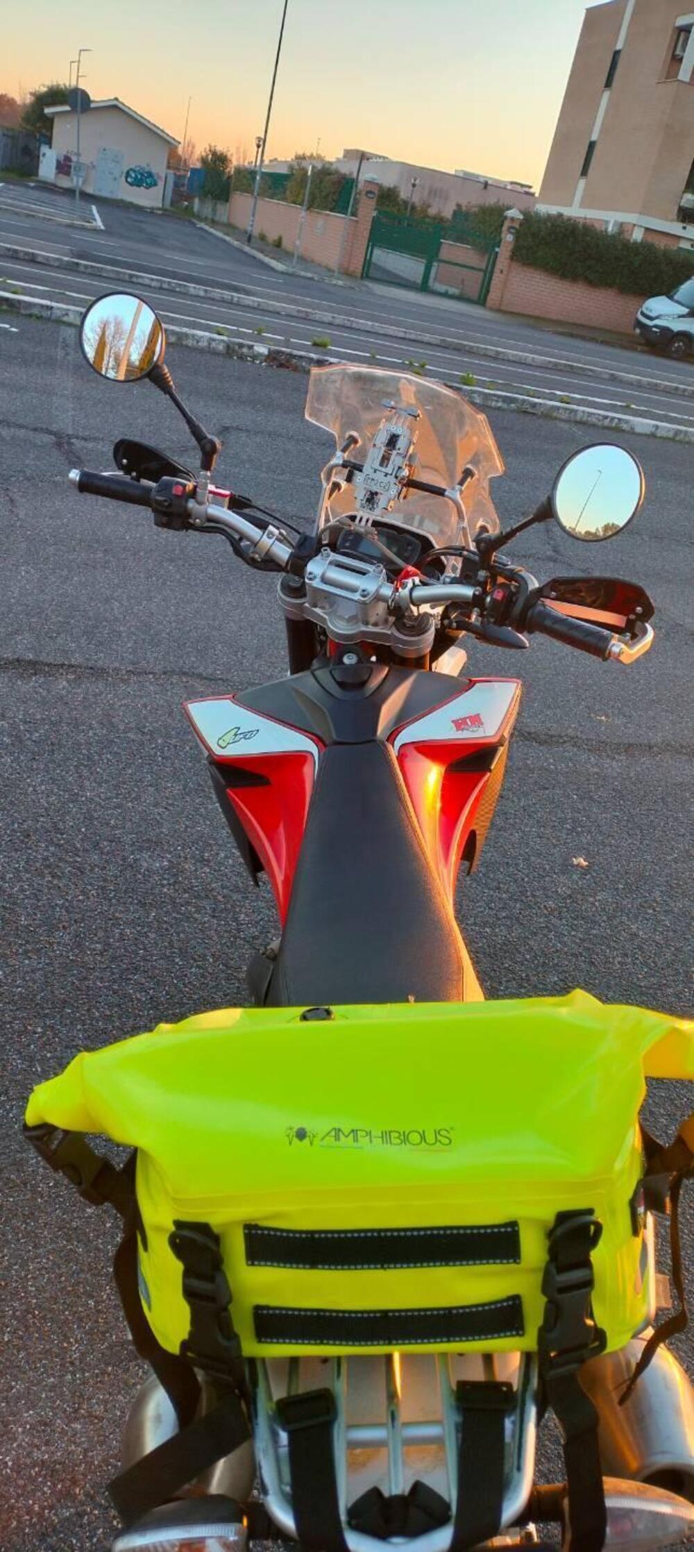 Swm RS 650 R (2017 - 18) (4)