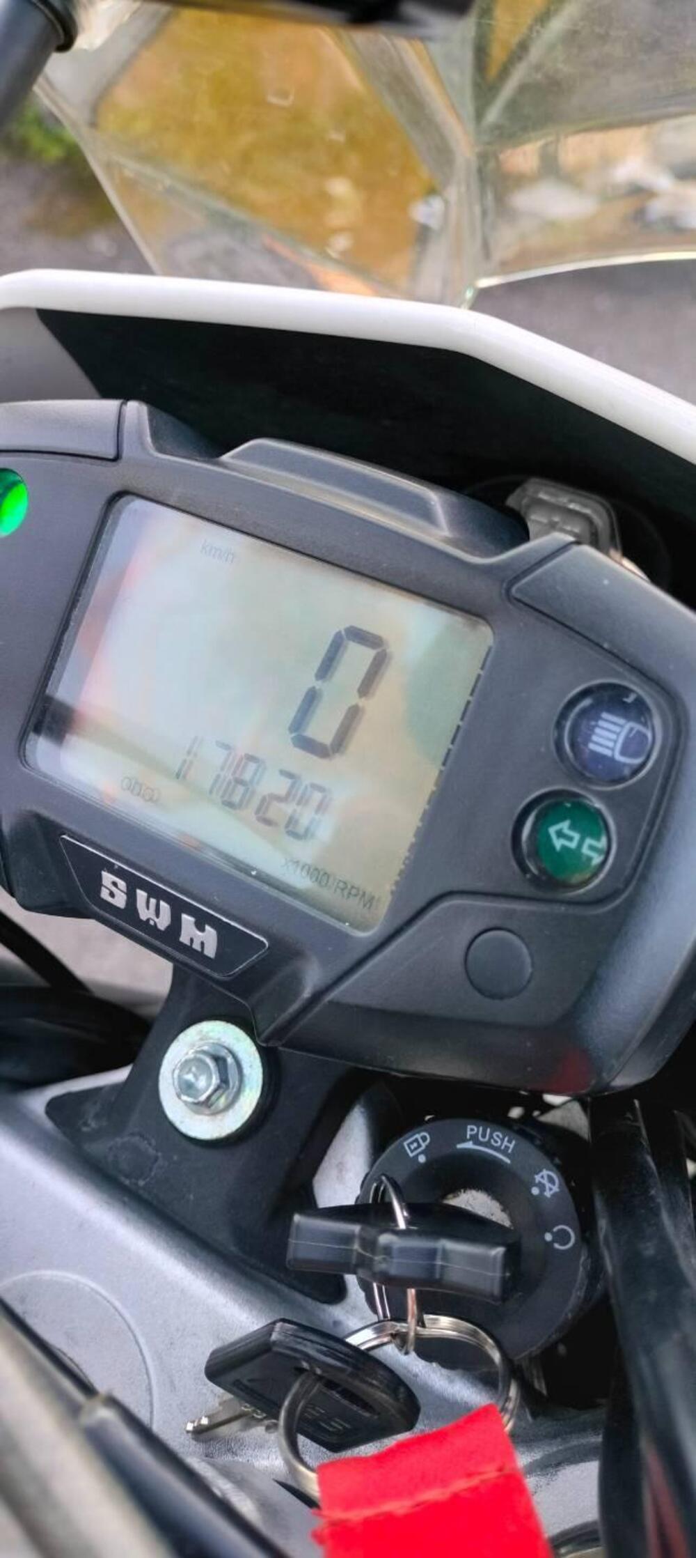 Swm RS 650 R (2017 - 18) (6)