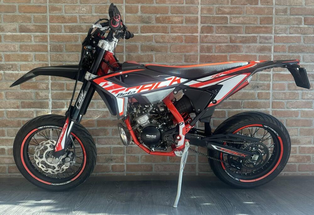 Betamotor RR 50 Motard Track (2021 - 25) (2)