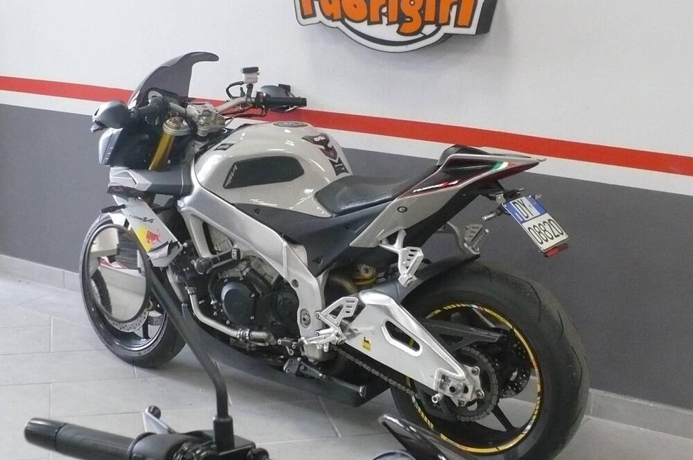 Aprilia Tuono V4 R APRC (2011 - 13) (3)