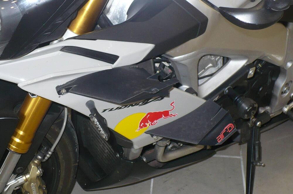 Aprilia Tuono V4 R APRC (2011 - 13) (8)