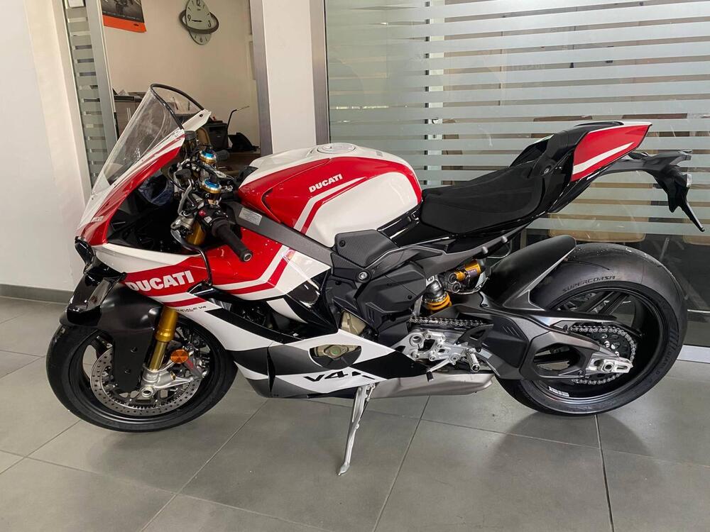 Ducati Panigale V4 Tricolore (2025)