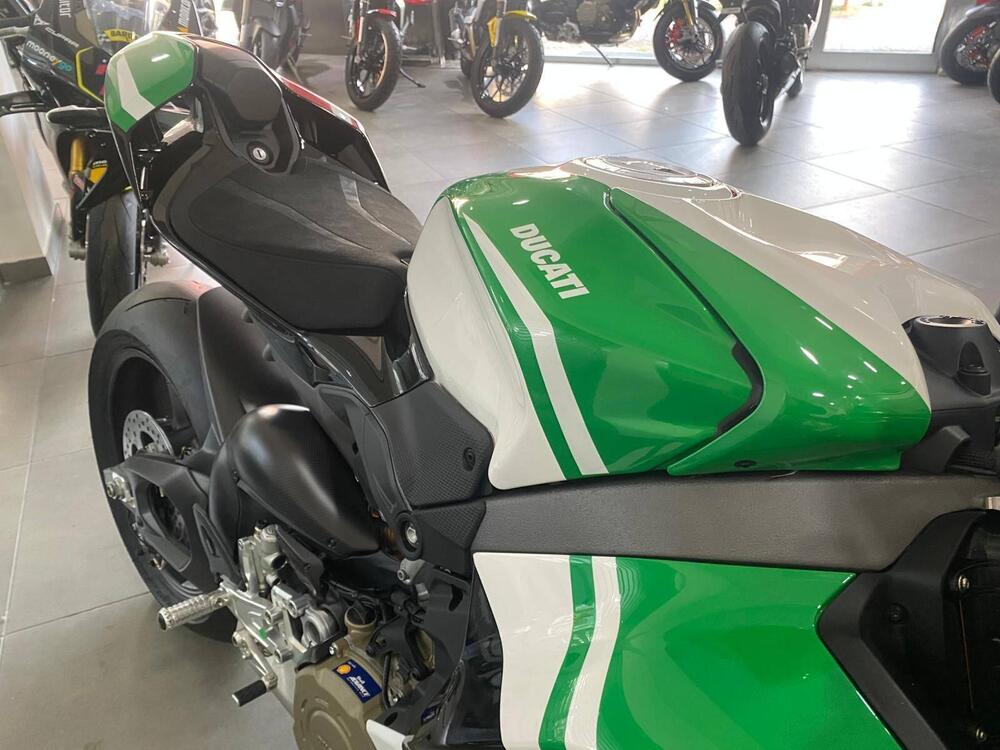 Ducati Panigale V4 Tricolore (2025) (7)