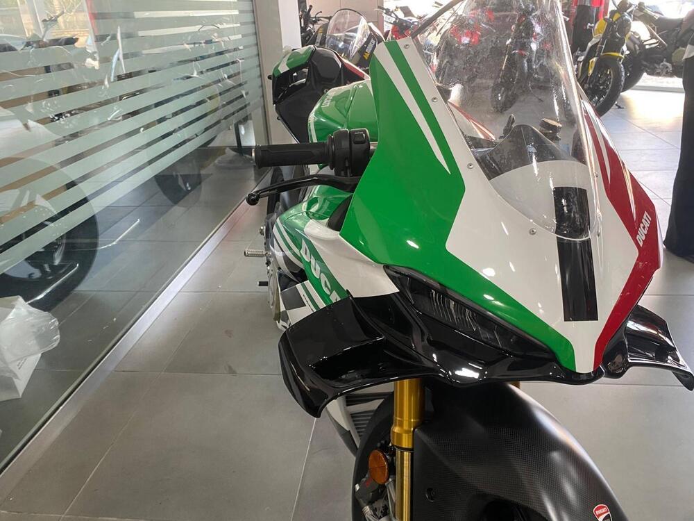 Ducati Panigale V4 Tricolore (2025) (6)