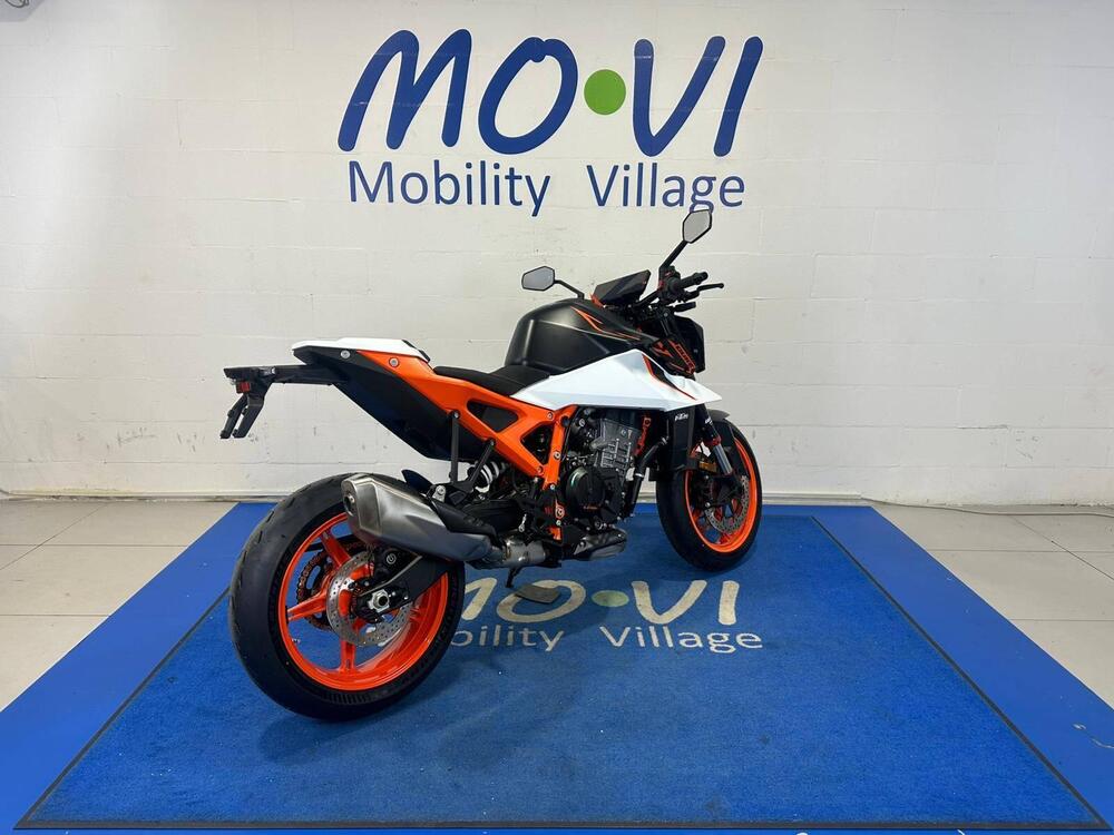 KTM 990 Duke R (2026) (2)