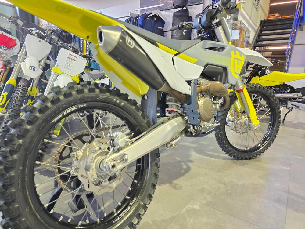 Husqvarna FC 250 (2024) (5)