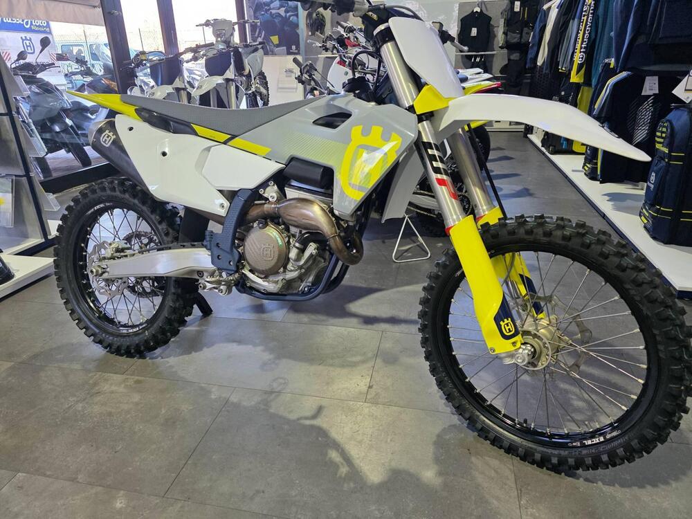 Husqvarna FC 250 (2024) (8)