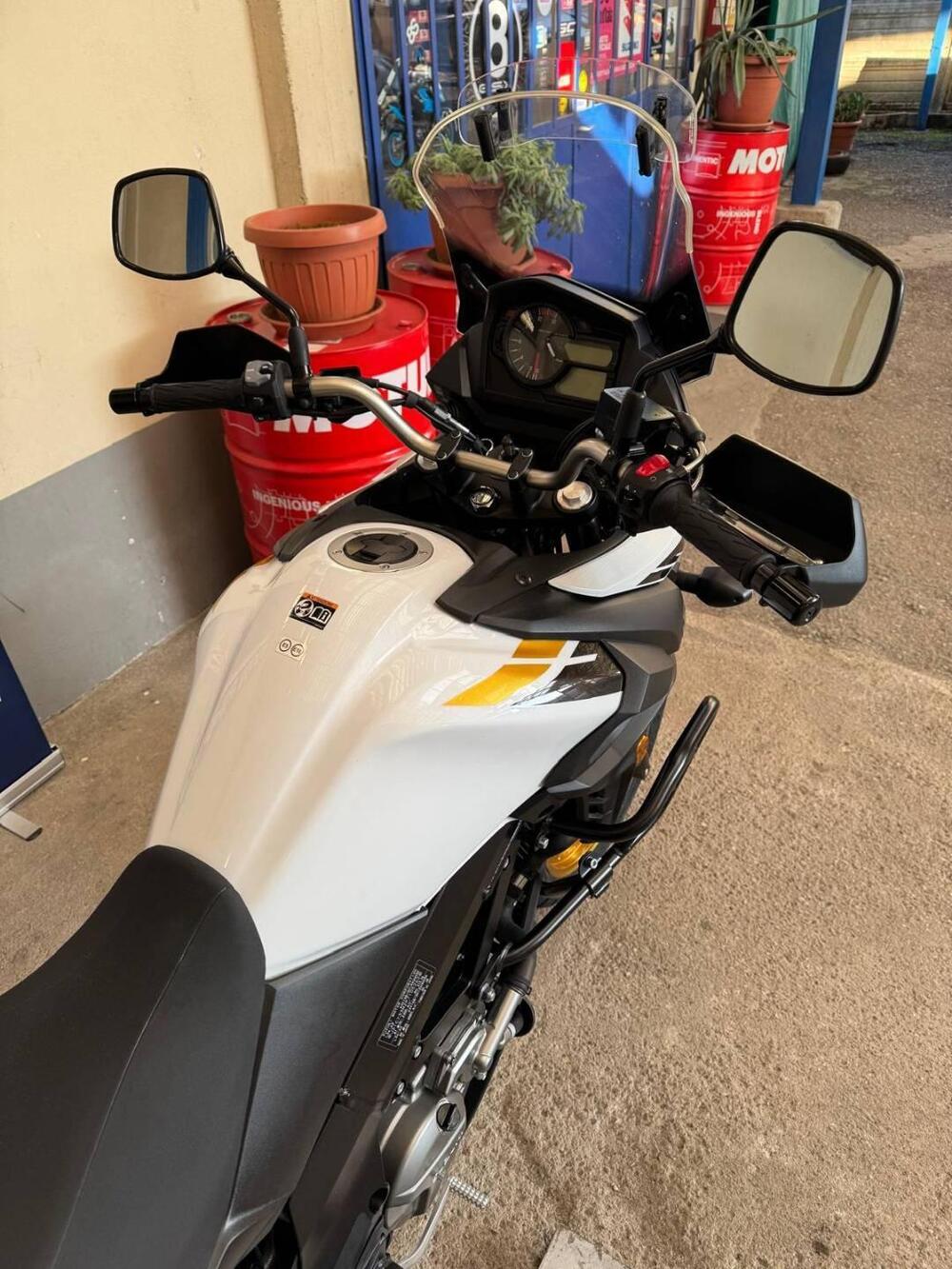 Suzuki V-Strom 650XT Explorer (2022 - 25) (8)