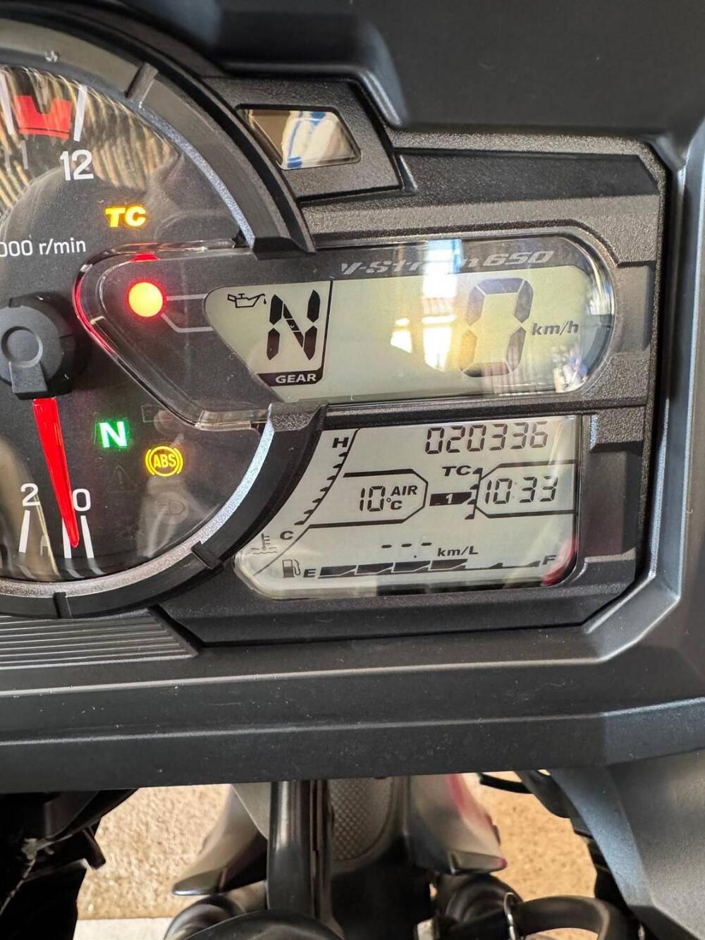 Suzuki V-Strom 650XT Explorer (2022 - 25) (18)