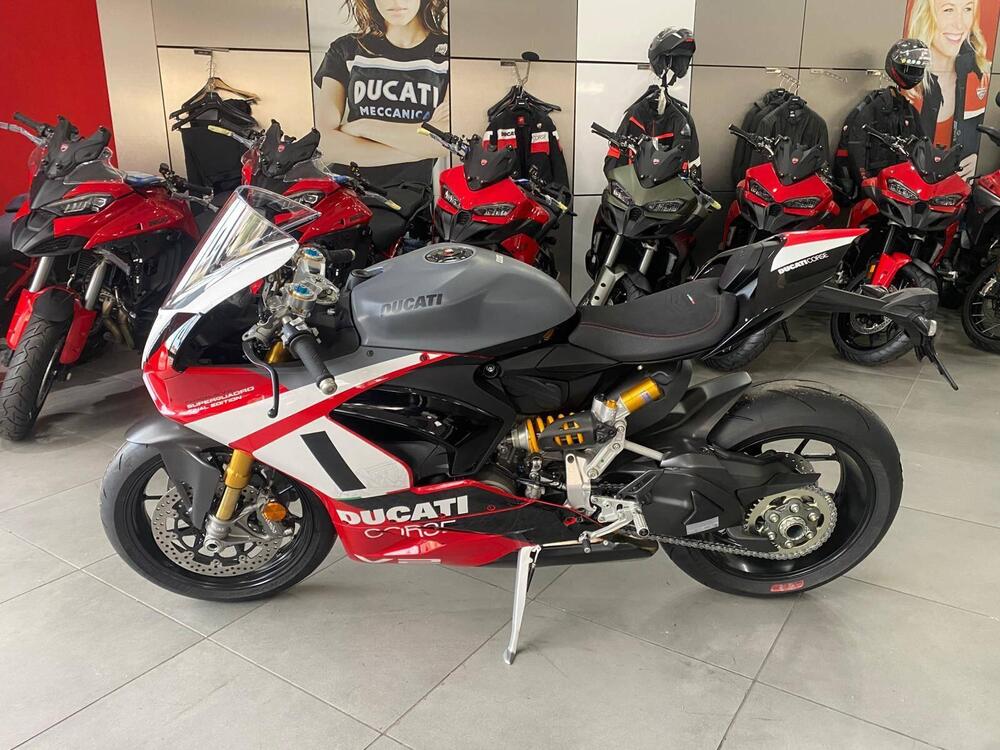 Ducati Panigale V2 Superquadro Final Edition (2024) (2)