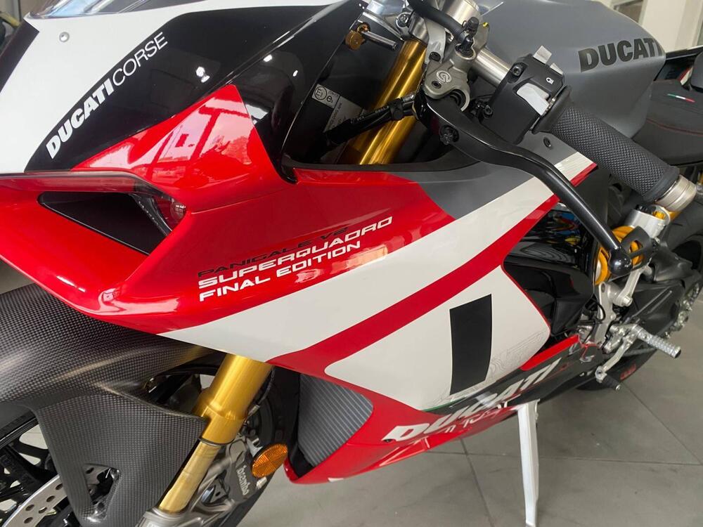Ducati Panigale V2 Superquadro Final Edition (2024) (7)