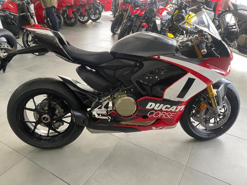 Ducati Panigale V2 Superquadro Final Edition (2024) (2)