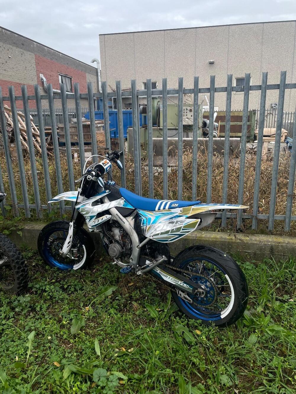 Tm Moto SMR 125 (2017) (3)