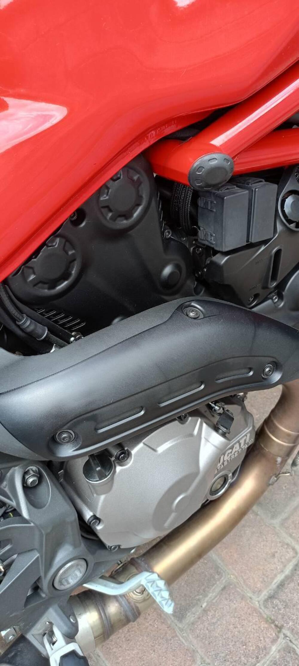 Ducati Monster 821 (2018 - 20) (4)