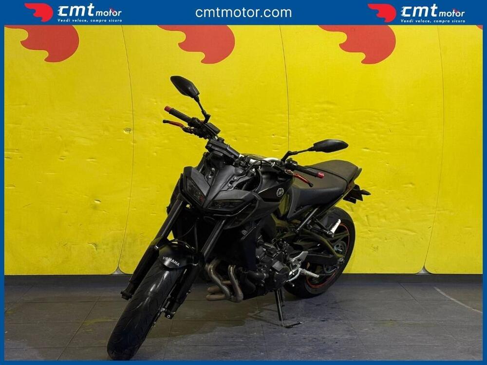Yamaha MT-09 (2017 - 20) (2)