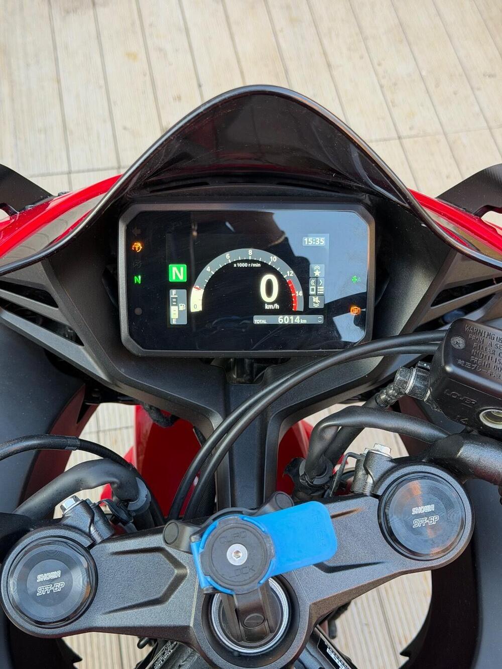 Honda CBR 650 R E-Clutch (2024 - 26) (4)