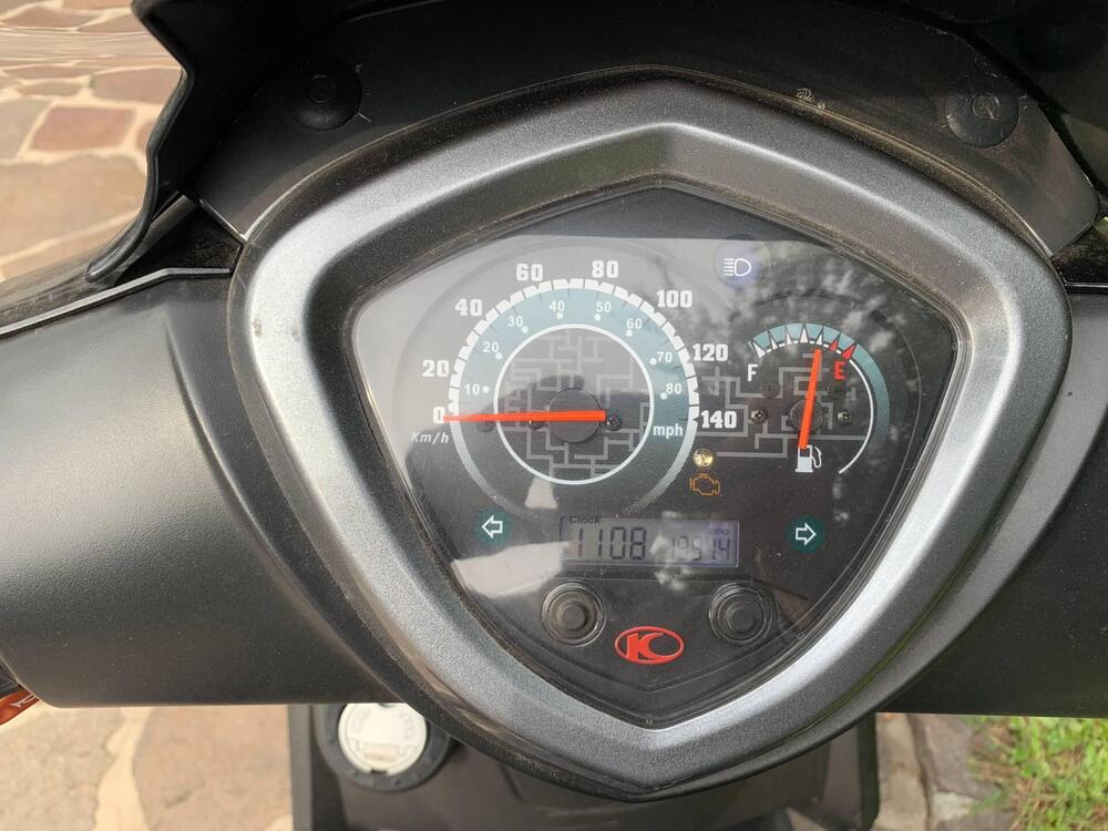 Kymco Agility 200i R16 + (2014 - 17) (3)