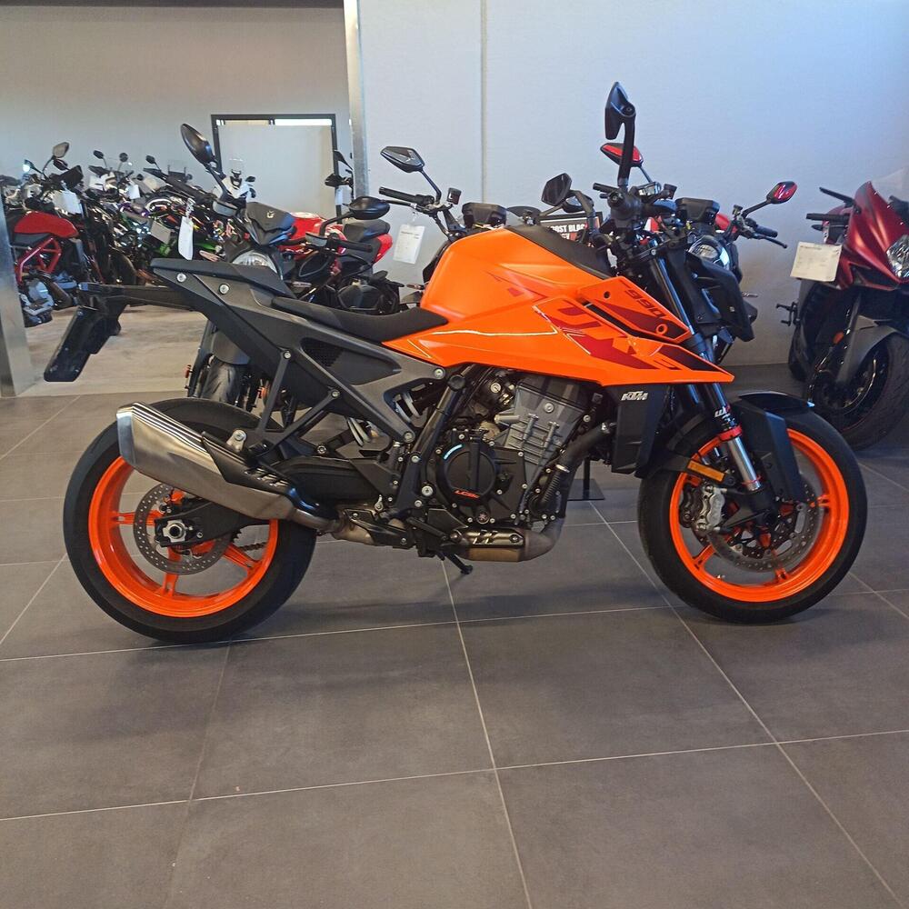 KTM 990 Duke (2024 - 26)