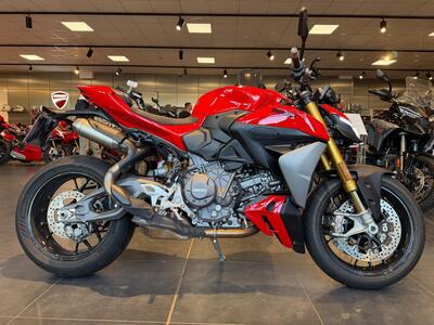 Ducati Streetfighter V2 S (2025) usata