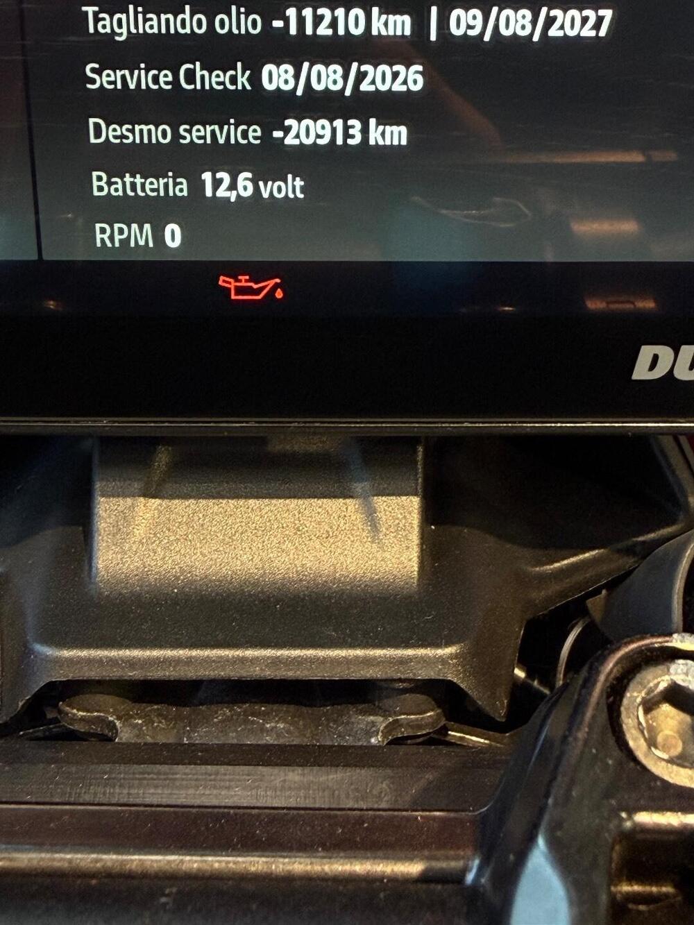 Ducati Streetfighter V4 S (2025) (4)