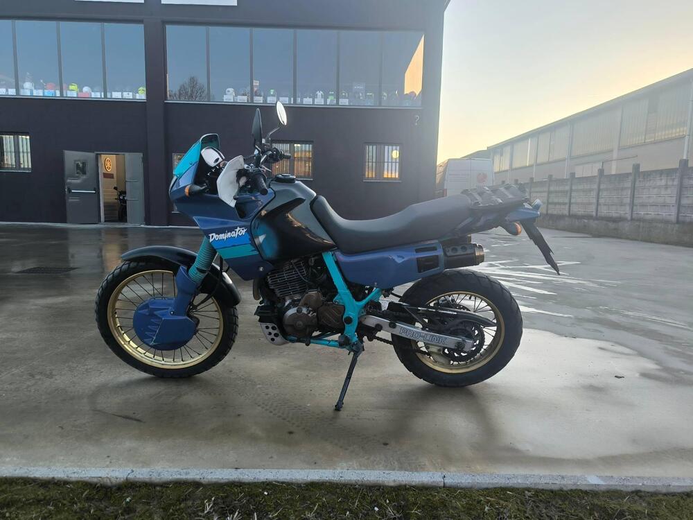 Honda NX 650 Dominator (1988 - 90) (2)