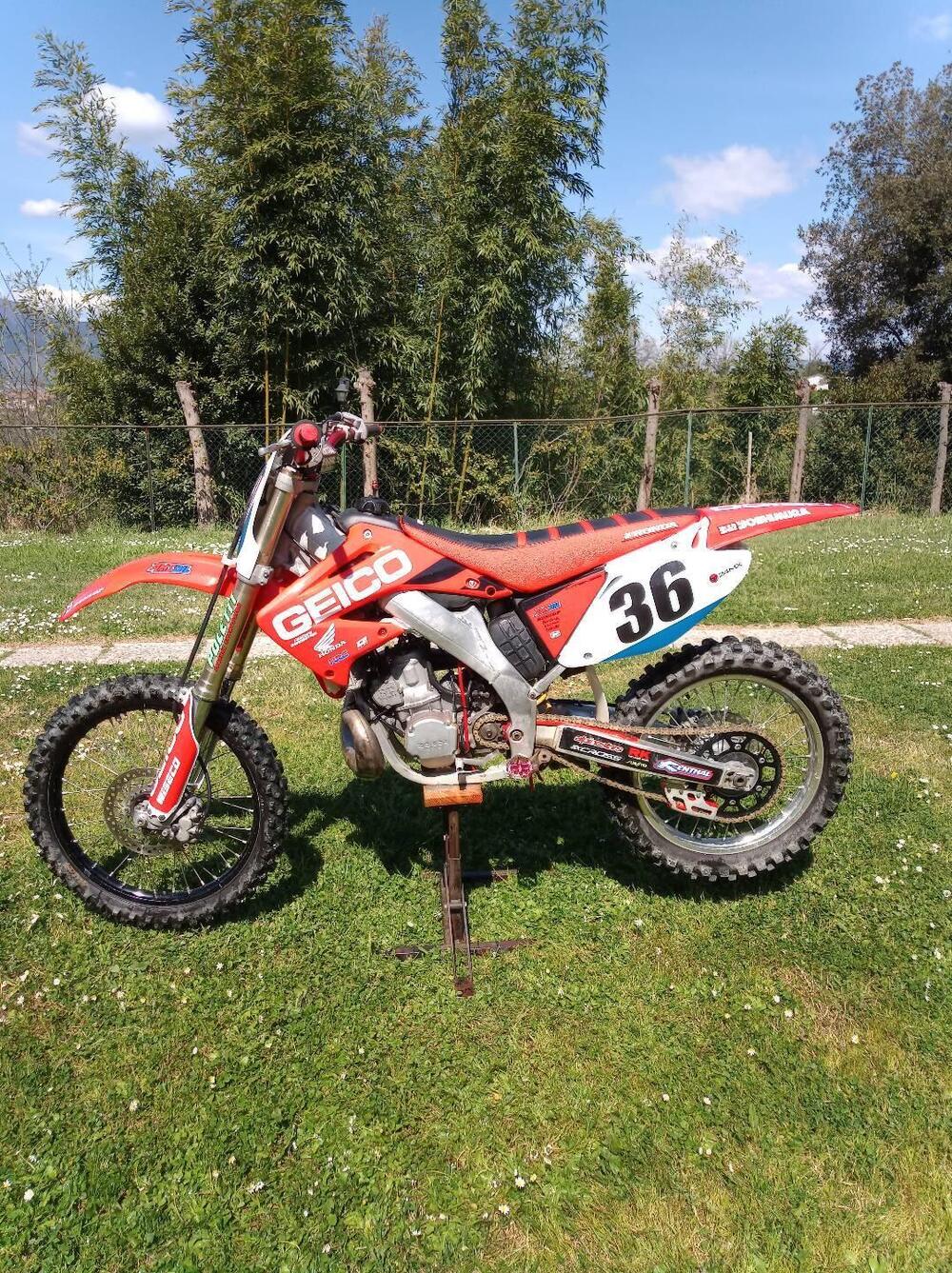 Honda CR 250 R (2003 - 04)