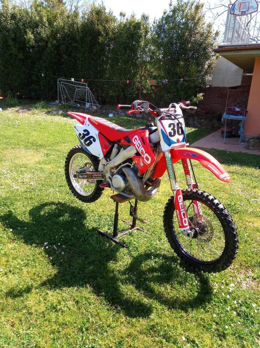 Honda CR 250 R (2003 - 04) (2)