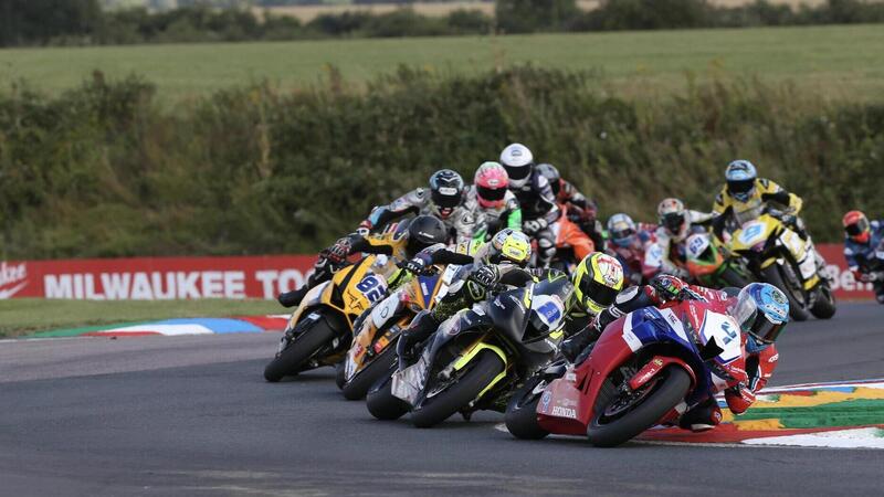 Paddock Network: Il &quot;LinkedIn delle Corse Motociclistiche&quot;