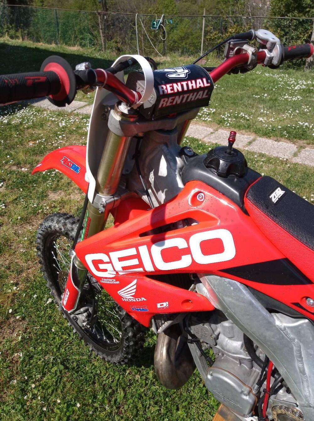 Honda CR 250 R (2003 - 04) (3)