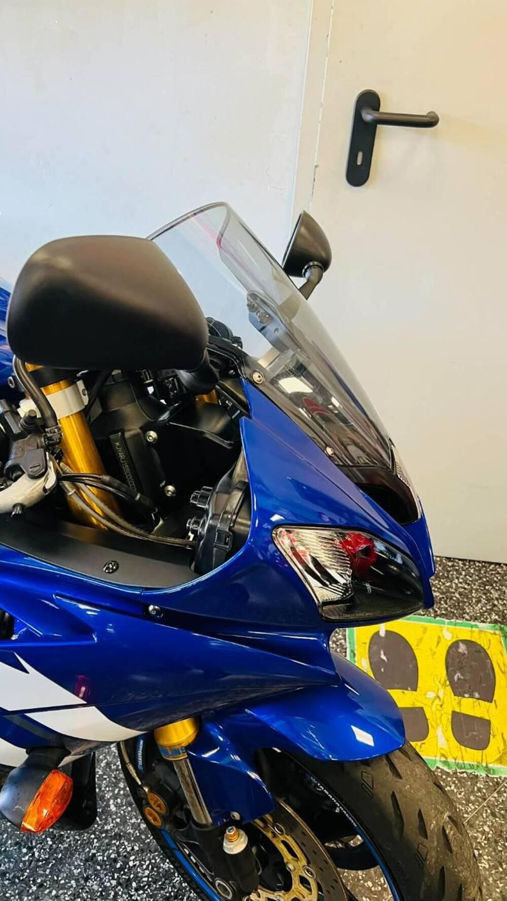 Yamaha YZF R6 (2010 - 16) (2)