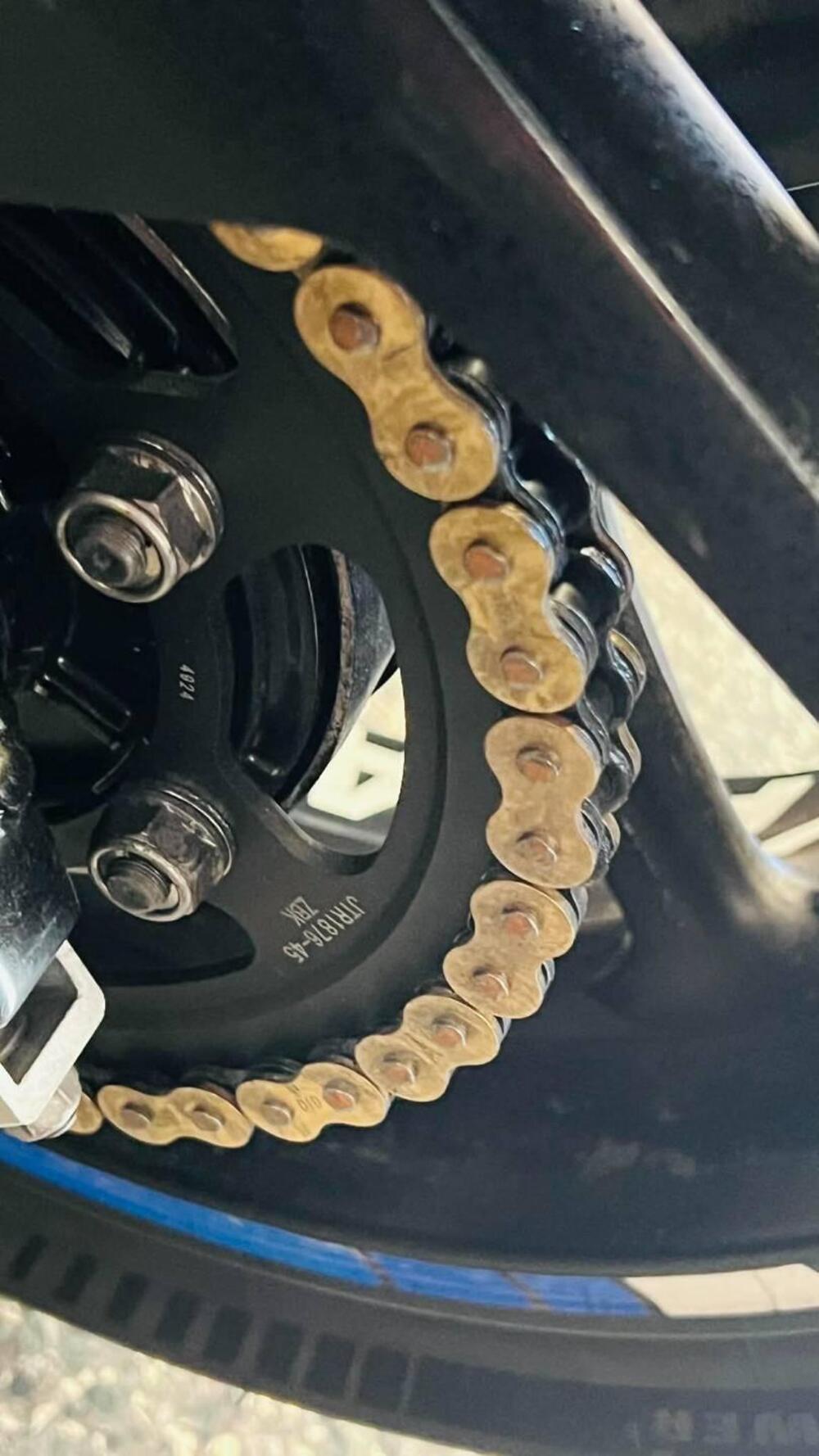 Yamaha YZF R6 (2010 - 16) (9)