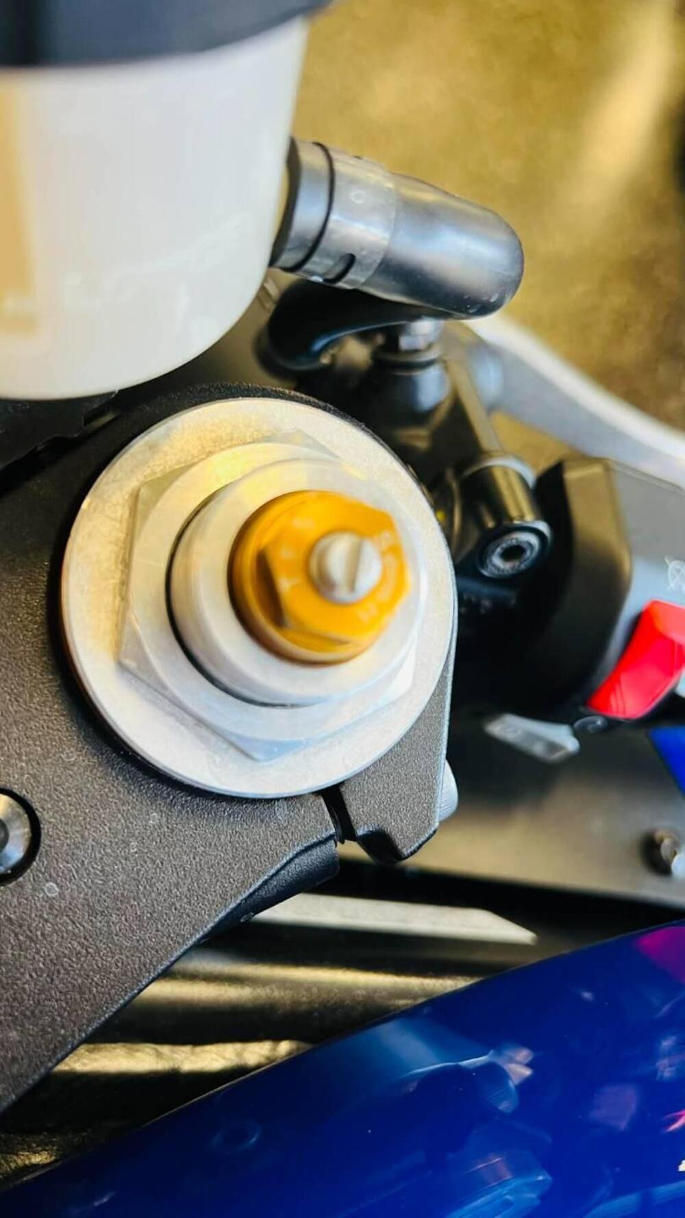 Yamaha YZF R6 (2010 - 16) (12)