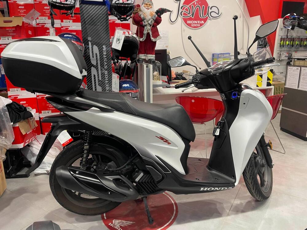 Honda SH 125i Sport (2024 - 25) (5)