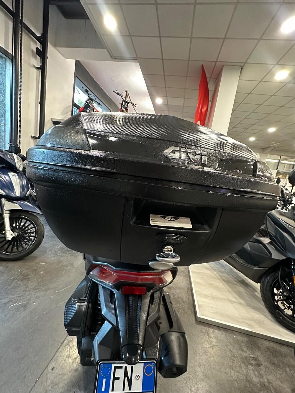 Sym Joyride 300 (2022 - 24) (7)