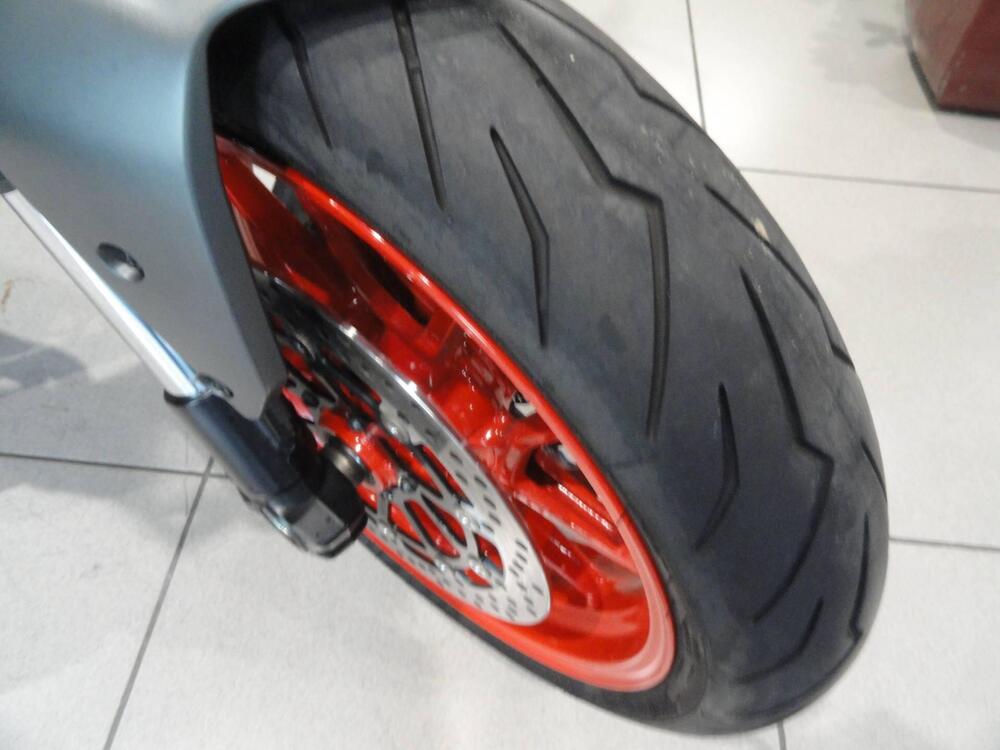 Ducati Monster 937 + (2021 - 25) (4)