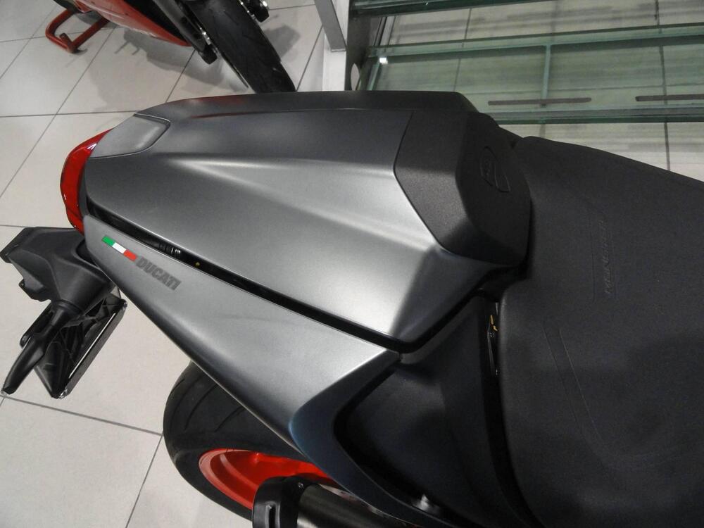 Ducati Monster 937 + (2021 - 25) (7)