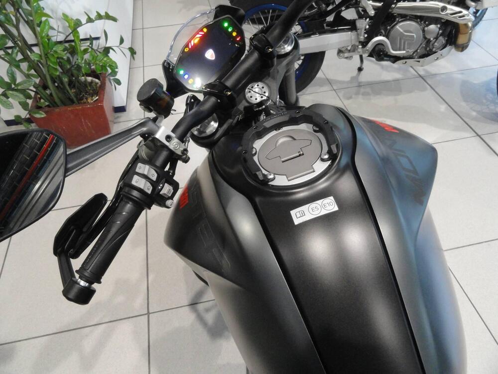 Ducati Monster 937 + (2021 - 25) (10)
