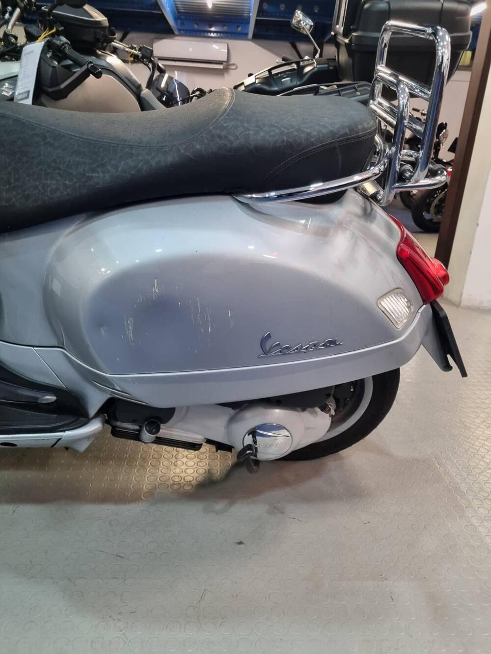 Vespa GTS 250 i.e. (5)