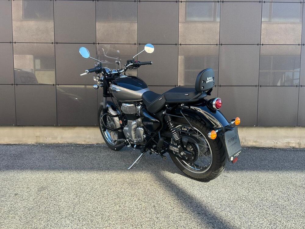 Royal Enfield Meteor 350 Aurora (2024 - 25) (6)