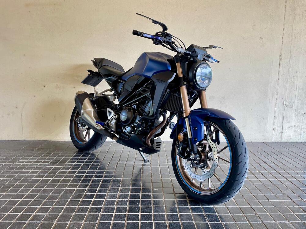 Honda CB 300 R (2022 - 25) (2)